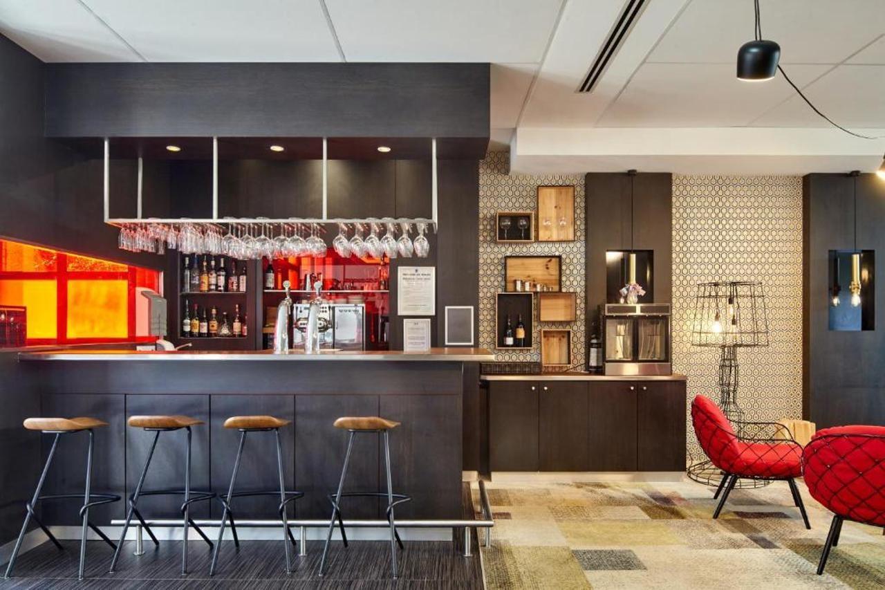 B&B Hotel Saint-Quentin-En-Yvelines Centre Gare 4 Etoiles Montigny-le-Bretonneux Εξωτερικό φωτογραφία